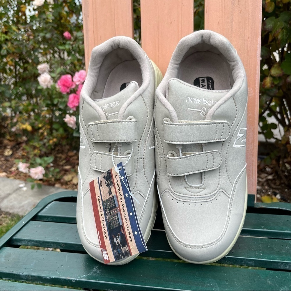 New Balance 811 USA‎ Walking Shoes